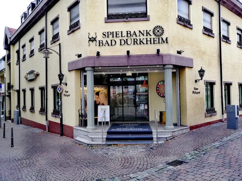 Außenansicht des Kurhauses mit der Spielbank Bad Dürkheim
