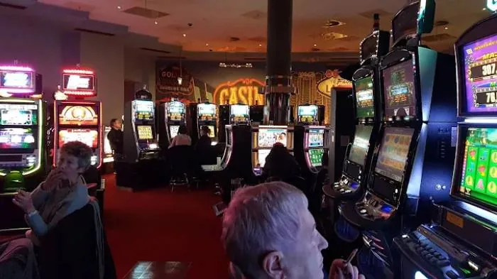 Automatenbereich im Casino Ludwigspark